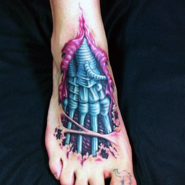 Tatuaje en el pie, huesos biomecánicos fantásticos
