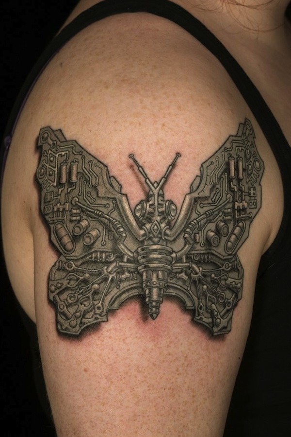 fresco scheme  biomeccanico forma di farfalla tatuaggio su spalla
