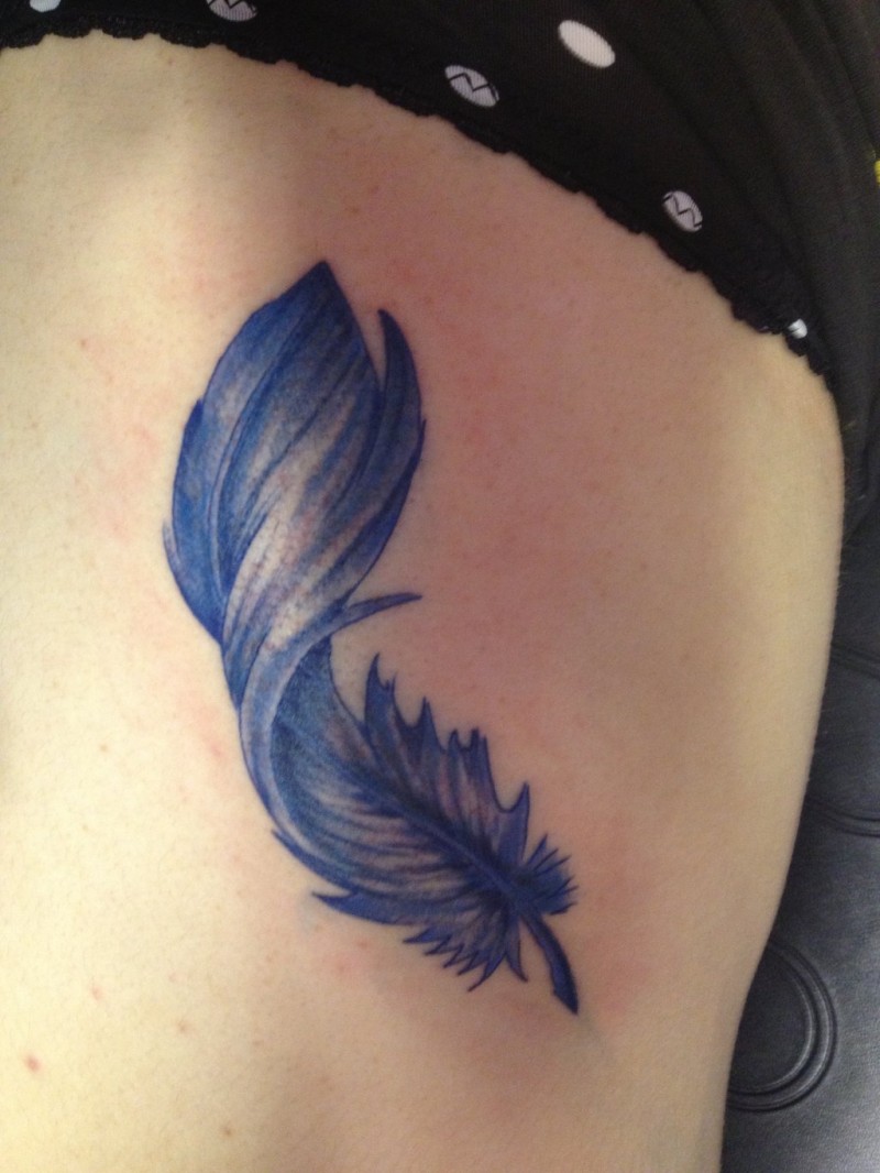 Cute curled blue-colore feather tattoo on side