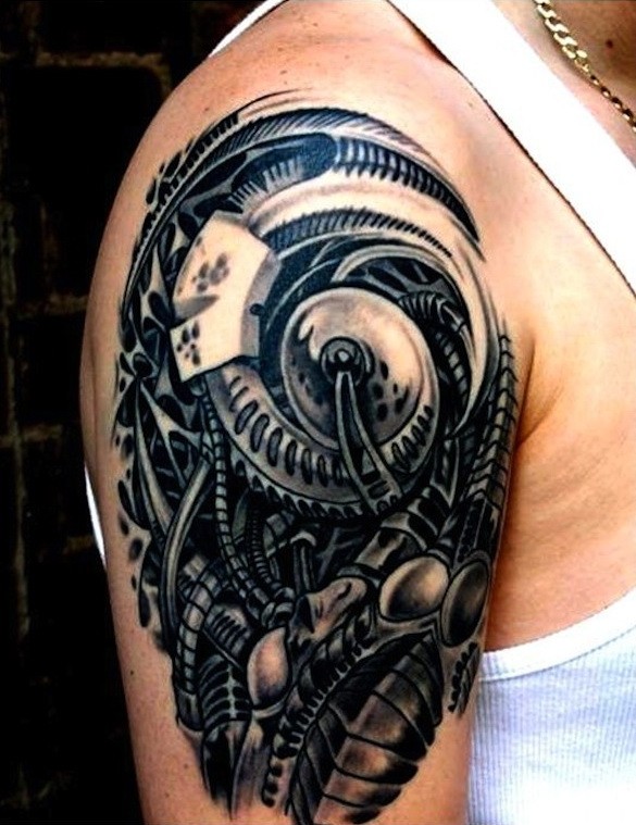 Dunkles mechanisches Tattoo von Draht am Arm
