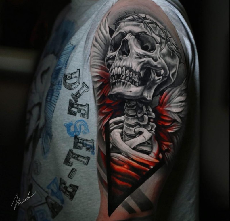 Great skeleton tattoo on shoulder