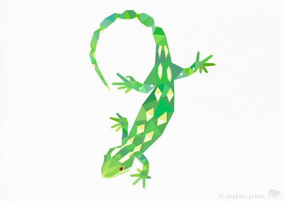 Green geometric-style lizard crawling down tattoo design