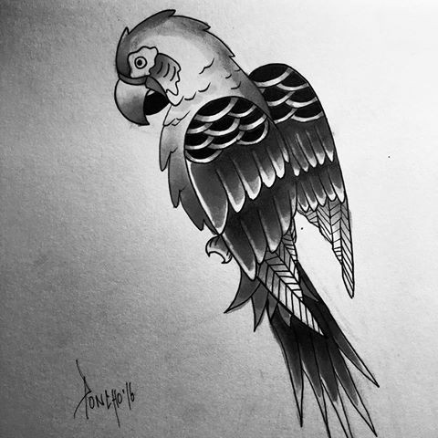 Grey old school style parrot tattoo design