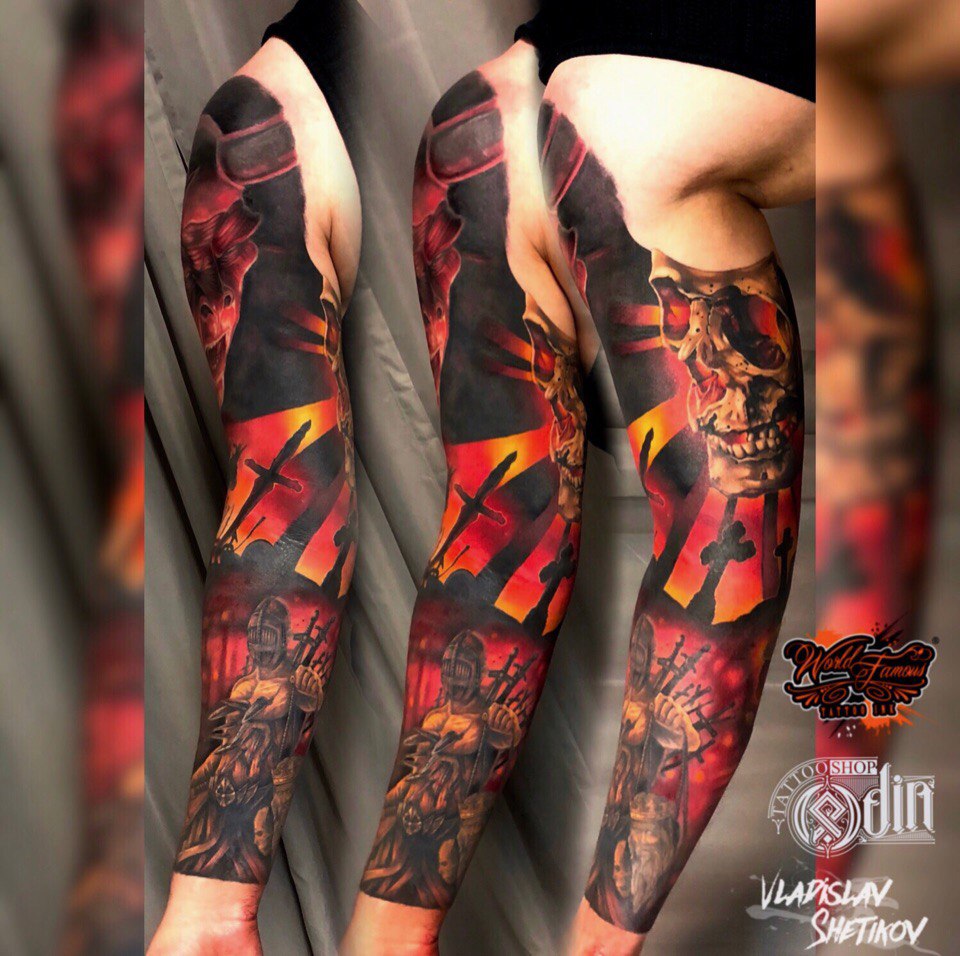 Tatuaggio a manica lunga con incredibile tema della guerra