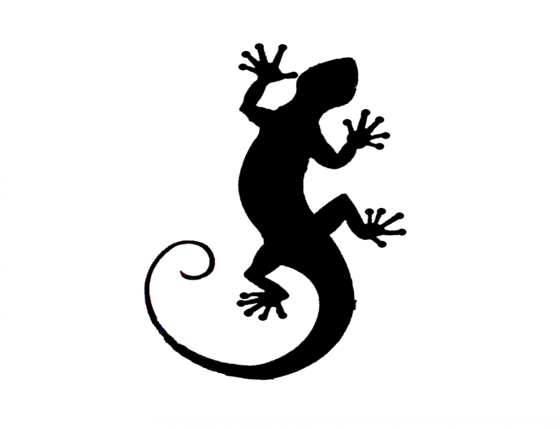 Lovely black crawling lizard tattoo design