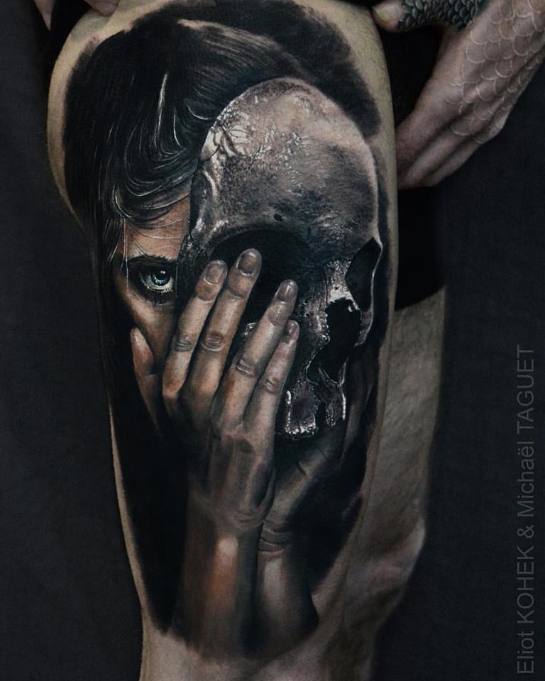 Realistic woman and skull mask tattoo on thigh3