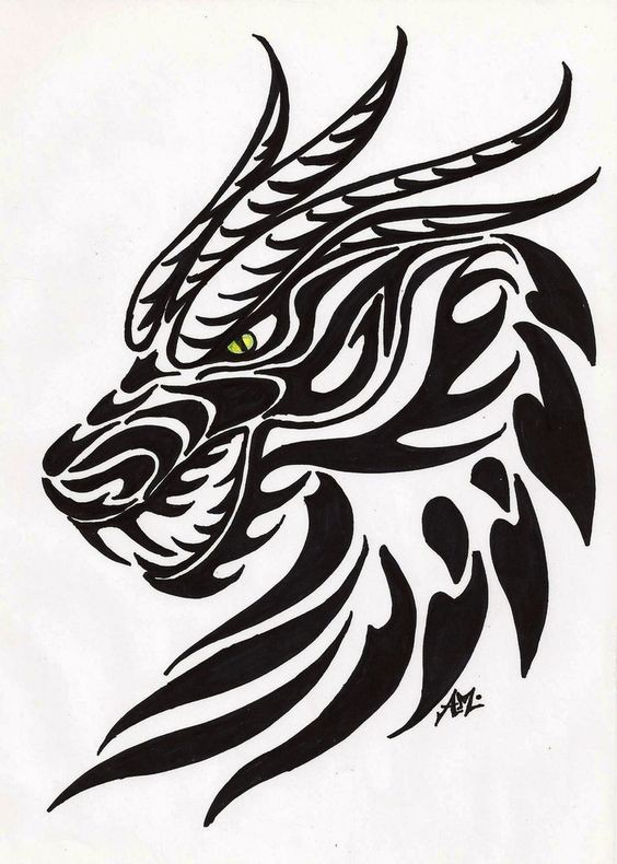 Projeto tribal do tatuagem do retrato do dragão de olhos verdes tribal