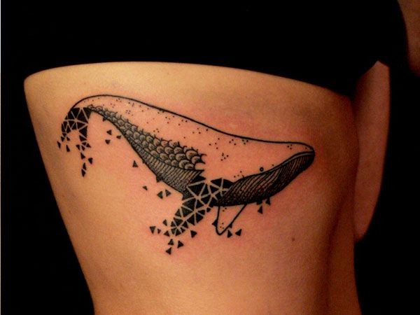 astratto stile geometrico balena tatuaggio su coscia