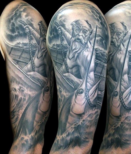 Tatuaje en el brazo, pescador anciano en el bote con pez estupendo