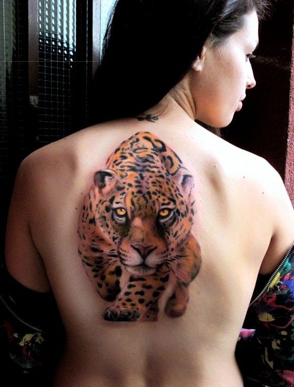 Tatuaggio simpatico sulla schiena il leopardo  by Andrea Afferni