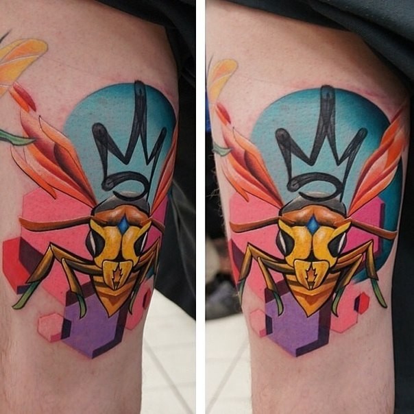 Cartoon style colored thigh tattoo of bee queen