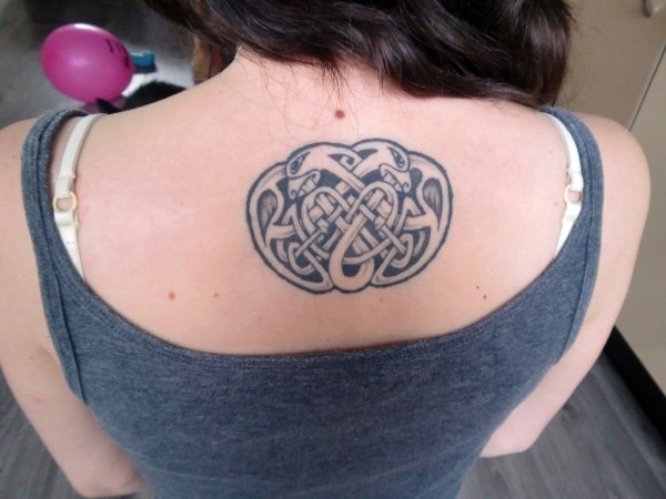 celtico nodo uccelli  tatuaggio sulla schiena