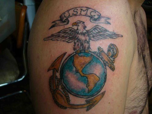 Farbiges USMS-Symbol Tattoo