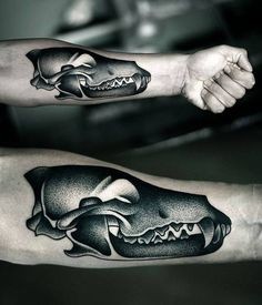 Cooles Tattoo von Tierschedel am Unterarm