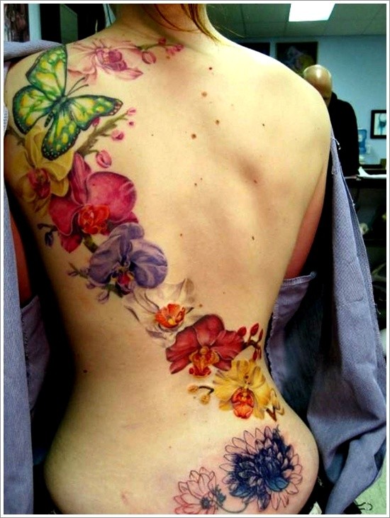 idea fresca di fiori orchidee tatuagio colorato sulla schiena