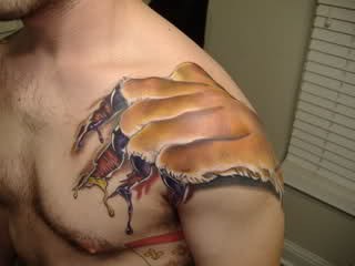 Cool idea of tiger tattoo on shoulder