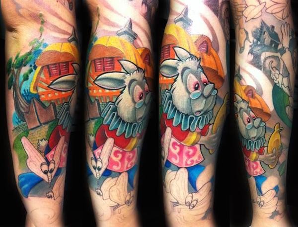 Tatuaje multicolor  de conejo divertido en la  granja y mariposas