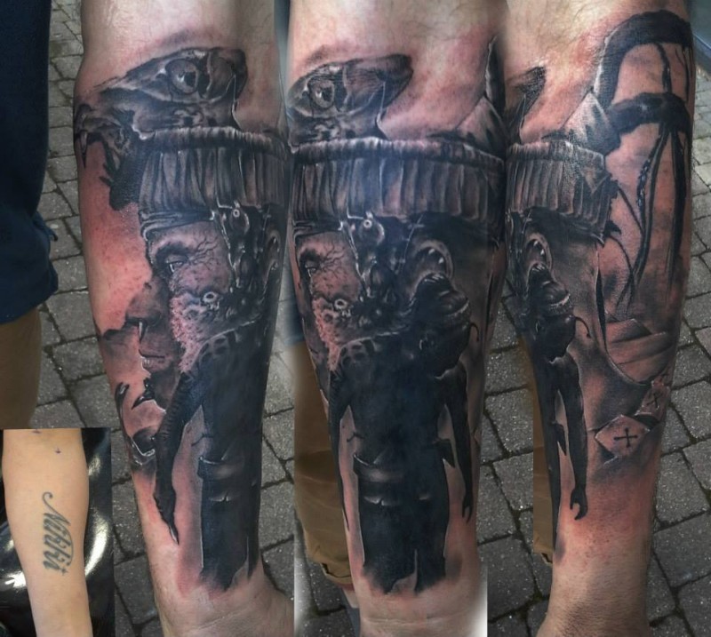 Unheimlich aussehend schwarzgrau Hinduismustil Unterarm Tattoo des Mannes mit Elefant