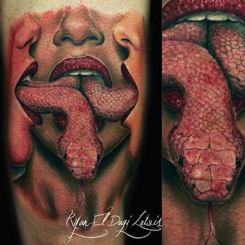 Gruselig aussehende farbige Schlange Zunge Tattoo
