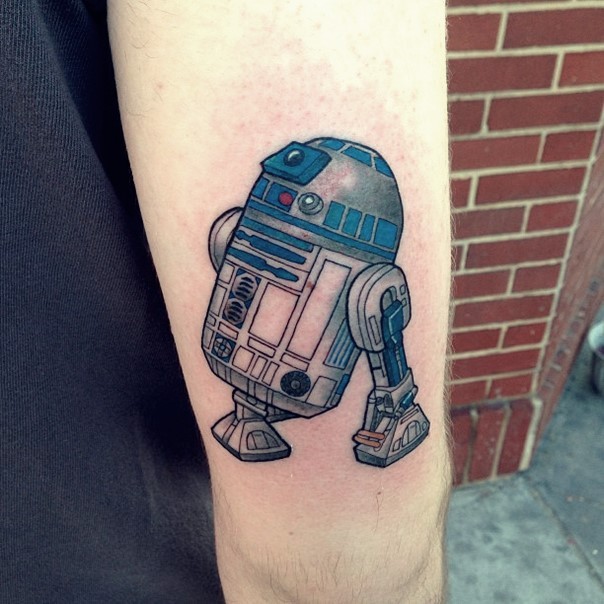 Detailed realistic Star Wars hero R2 D2 colored shoulder tattoo