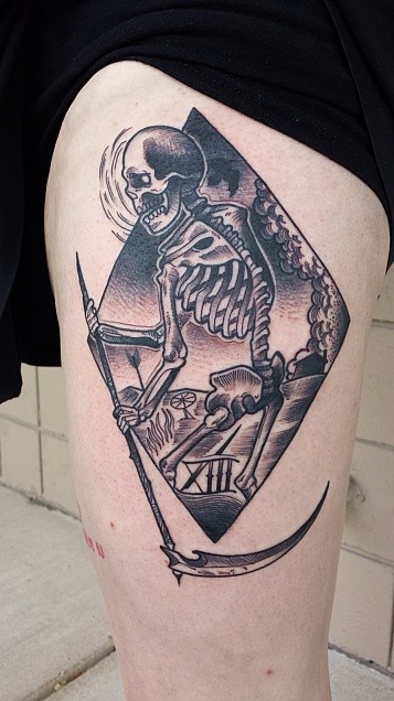 Engraving style black ink thigh tattoo of skeleton warrior