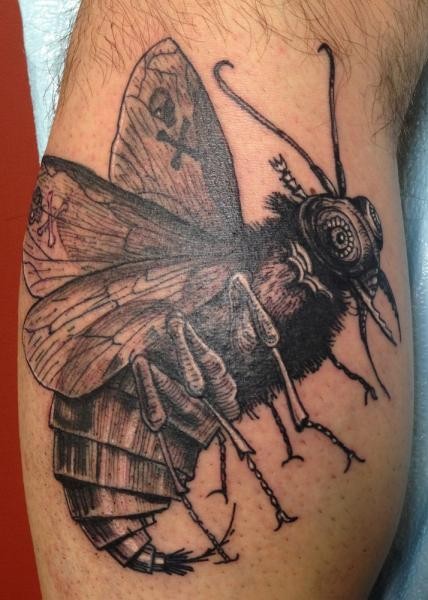 Engraving style detailed biomechanical bee tattoo on leg