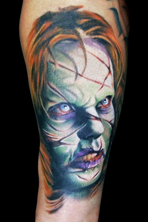 Exorcista tattoo zombi girl