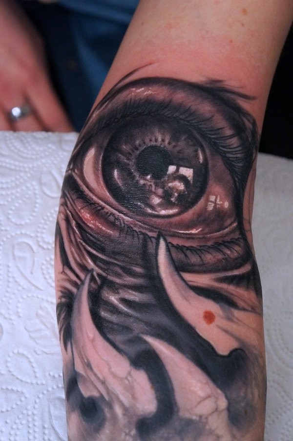 Eyeball tattoo by graynd