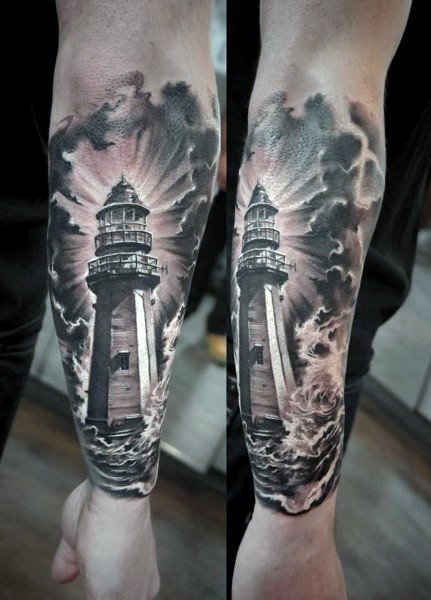 Fantastischer detaillierter natürlich aussehender schwarzweißer Leuchtturm Tattoo am Handgelenk