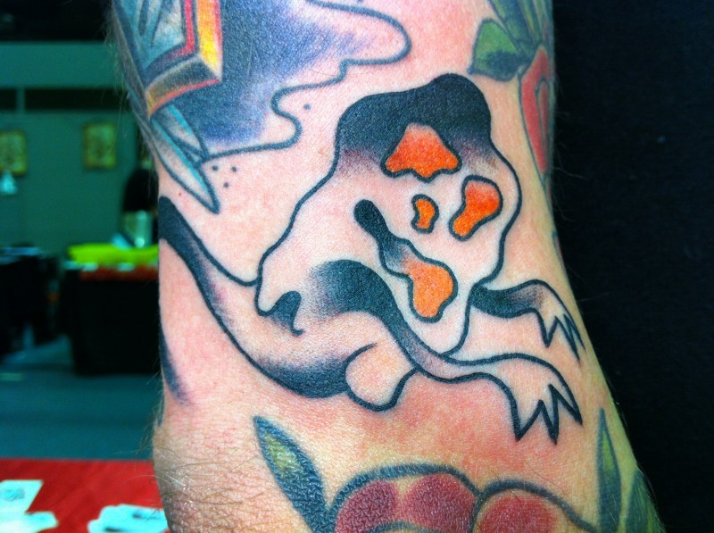fresco divertente fantasma tatuaggio su braccio