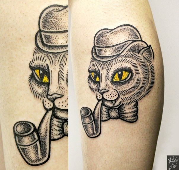Lustige fabelhafte Gentleman Katze pfeift detailliertes farbiges Tattoo