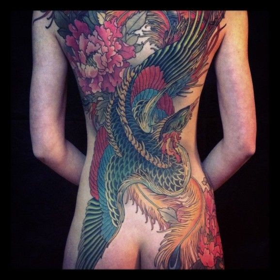 Tatuaggio incantevole sulla schiena l&quotuccello fantastico by Alexander Grim