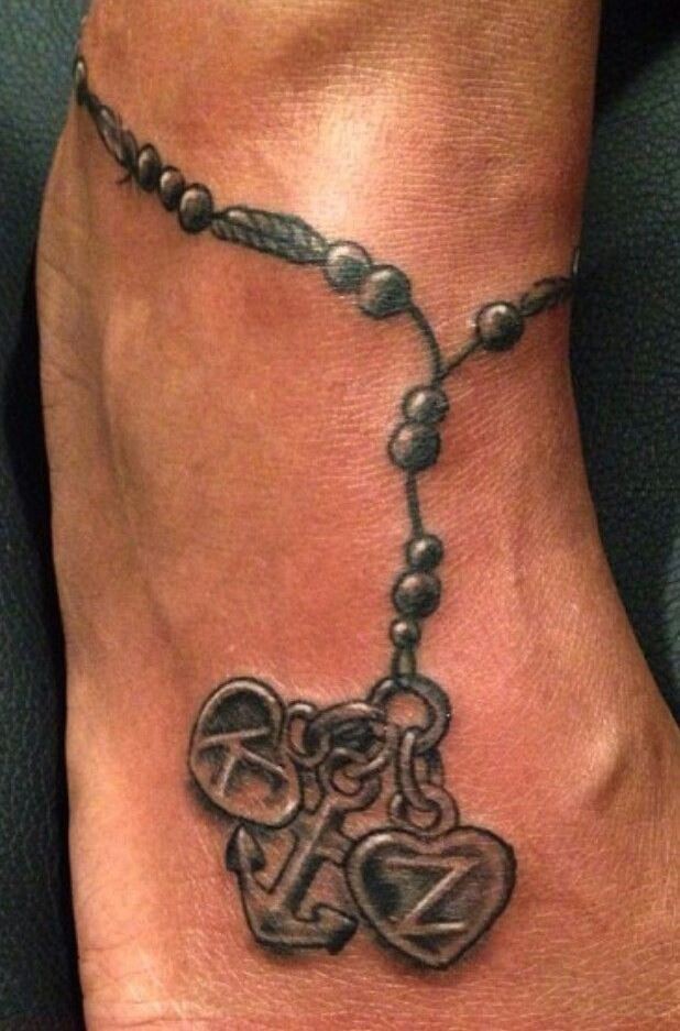 ancoraggio e coricini su bracciale a caviglia tatuaggio con iscrizione