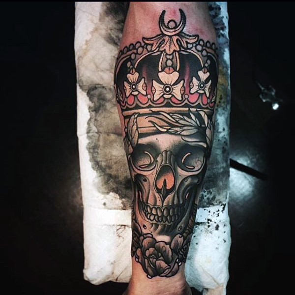 Illustrative style colored human skull with crown