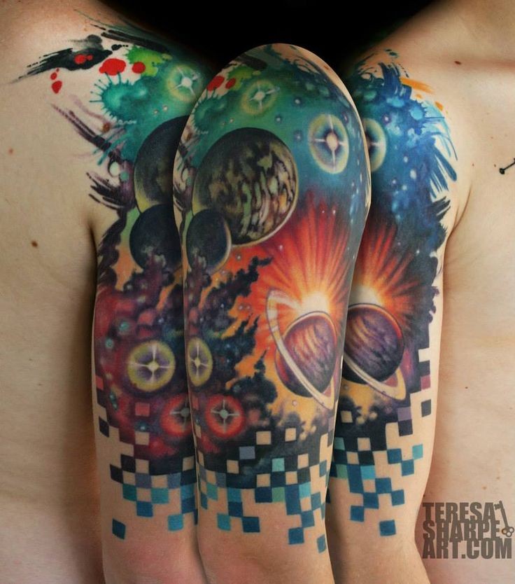 Illustrativer Stil farbiges Schulter Tattoo des Sonnensystems