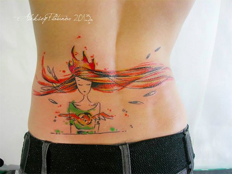 Tatuaje en la espalda, chica divertida de dibujos animados