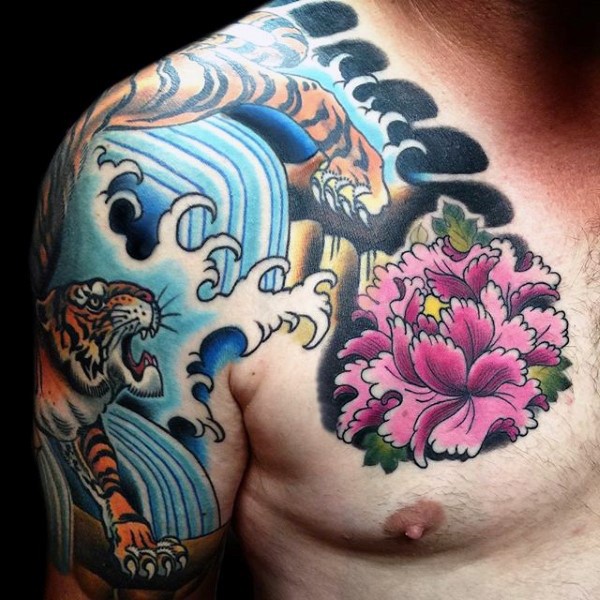 Japanese traditional colored shoulder tattoo of tiger with flowers