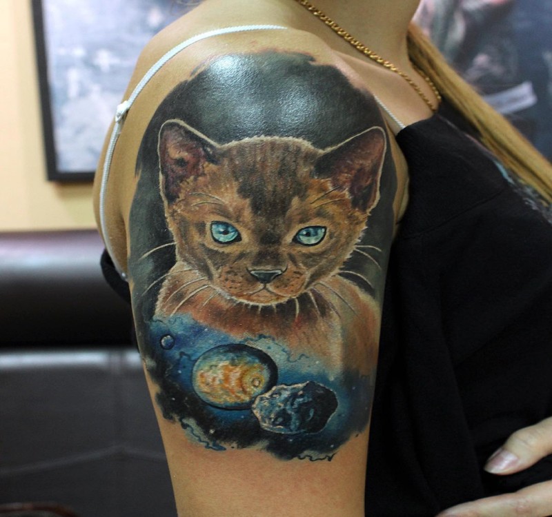 Lifelike for girls style colored shoulder tattoo of cat with planets
