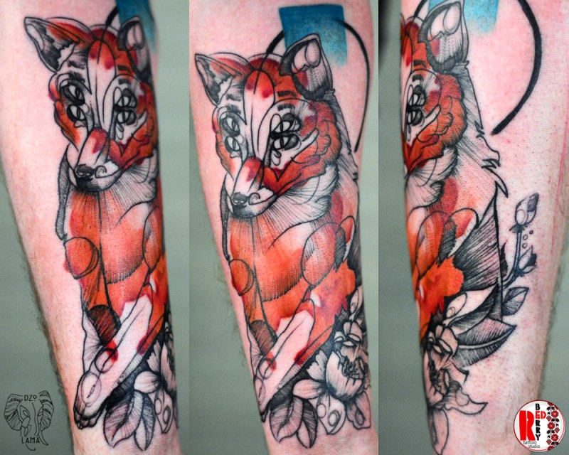 Tatuaje de antebrazo de estilo psicodélico Linework de zorro con cuatro ojos y flores