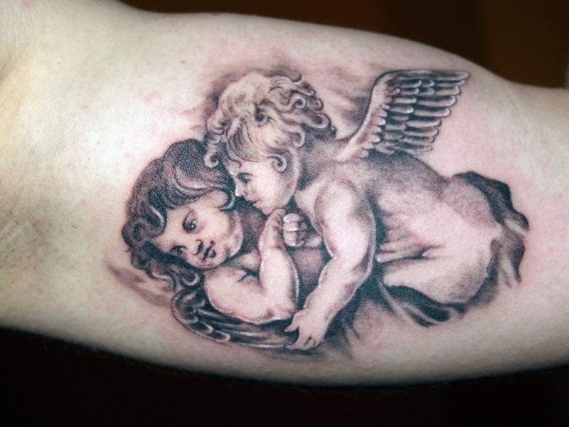 Kleiner Engel Tattoo von Fiesta