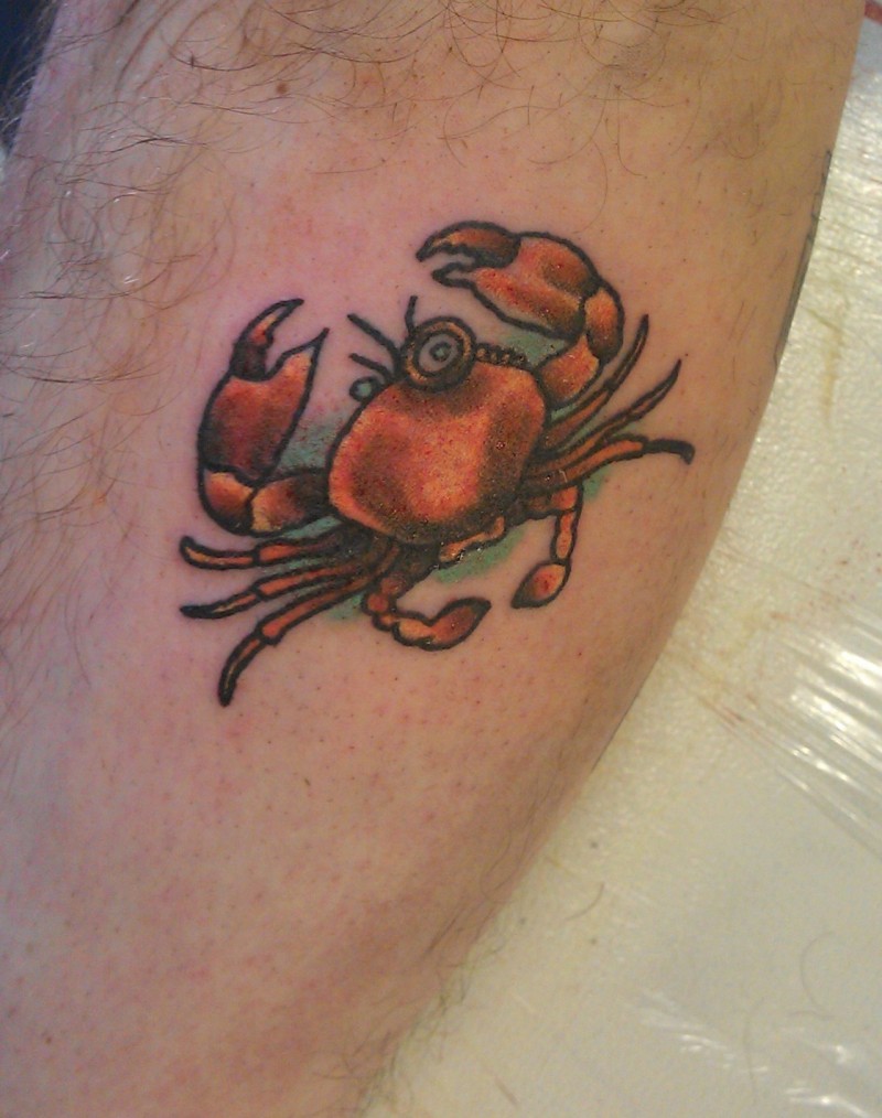 Kleine rote Krabbe Tattoo mit Monokel