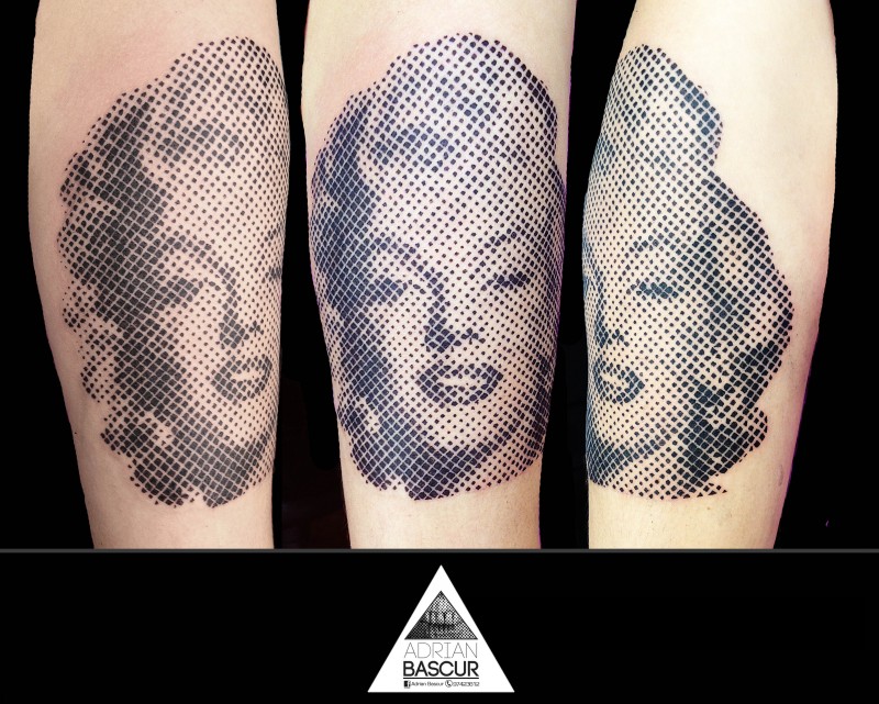 Marilyn Monroe portrait tattoo in stippling style