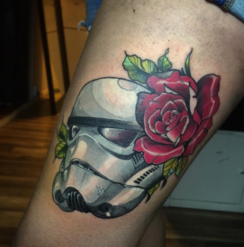 Marvelous colored thigh tattoo of Storm trooper with flowers