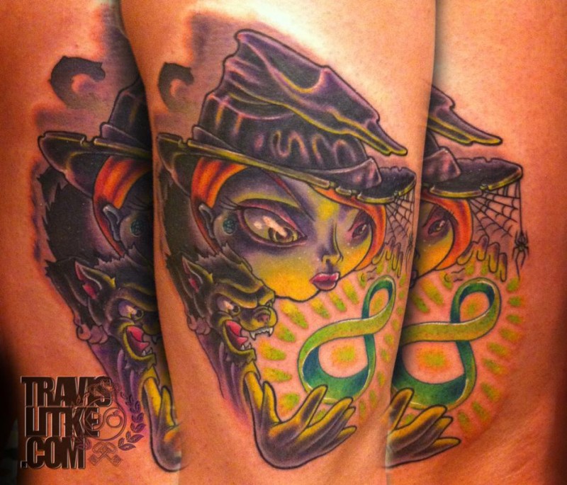 Moderne farbige fantastische Hexe Tattoo am Arm mit Schläger und Unendlichkeitssymbol