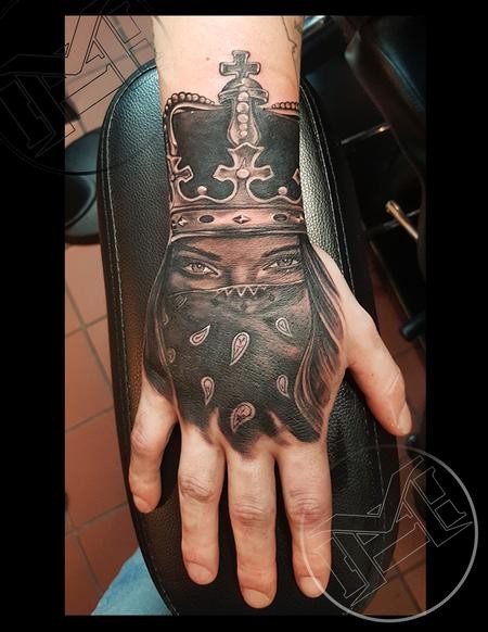 Mysterious new school style colored hand tattoo of thug queen