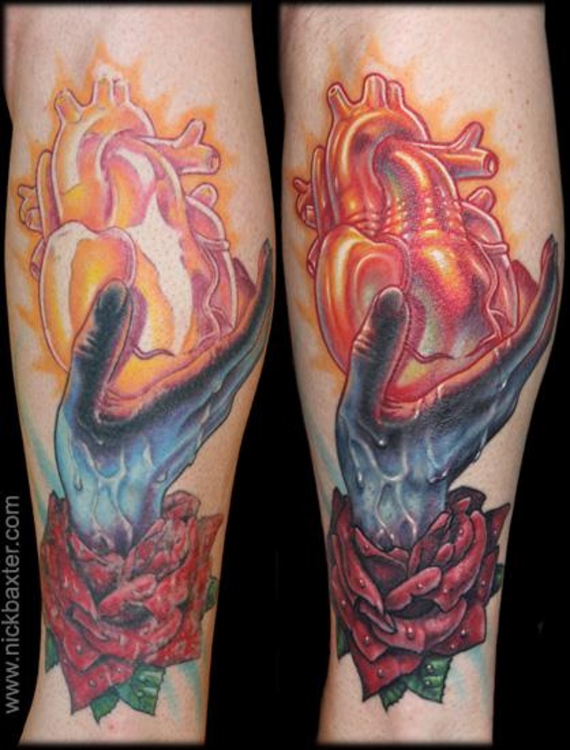 Mystischer Stil Unterarm Tattoo von Zombies Hand mit menschlichem Herzen und Rose Blume