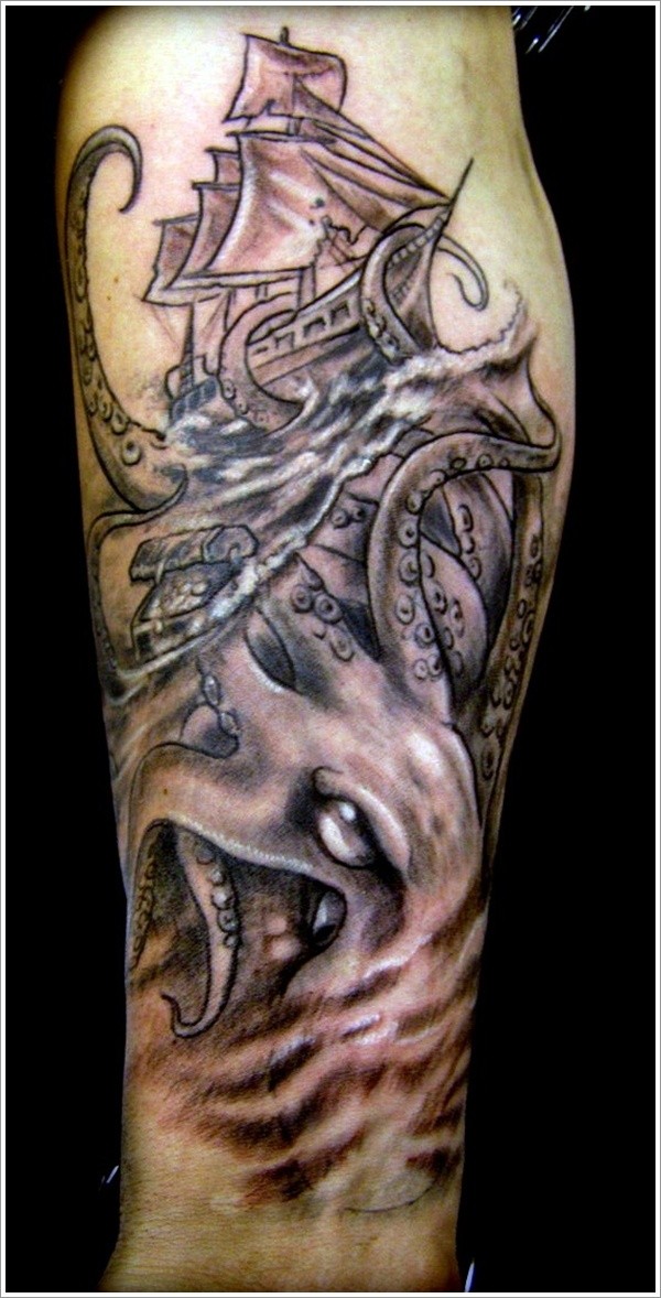 Oktopus attackiert einen Schiff Tattoo