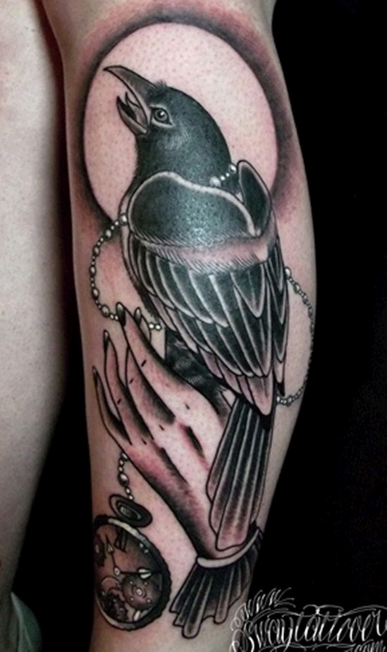 Old school detailed crow with hands and clock tattoo