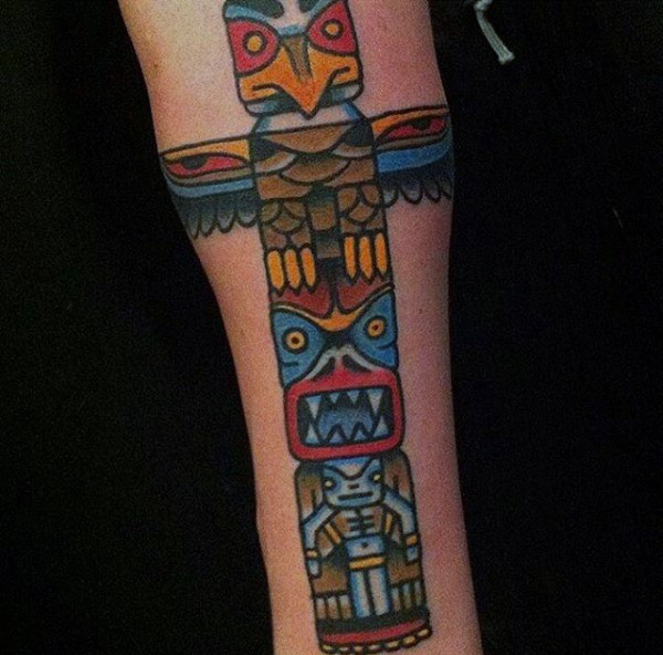 Old school style colored mystical statue tattoo on leg