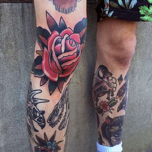 Old school style red colored knee tattoo of big rose
